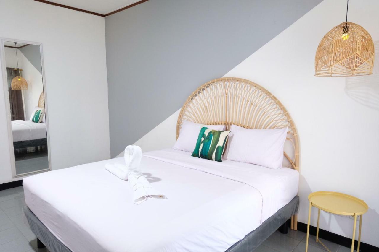 Rarem Bed & Breakfast Bandar Lampung Exteriér fotografie